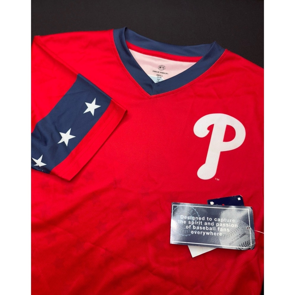 Philadelphia Phillies T-Shirt Mens‎ Small 34-36 Red Short Sleeve MLB NWT